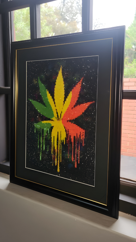 Rasta Radiance Emblem Diamond Dot Artwork