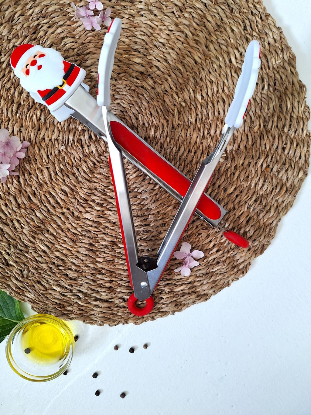Santa Kitchen Tongs