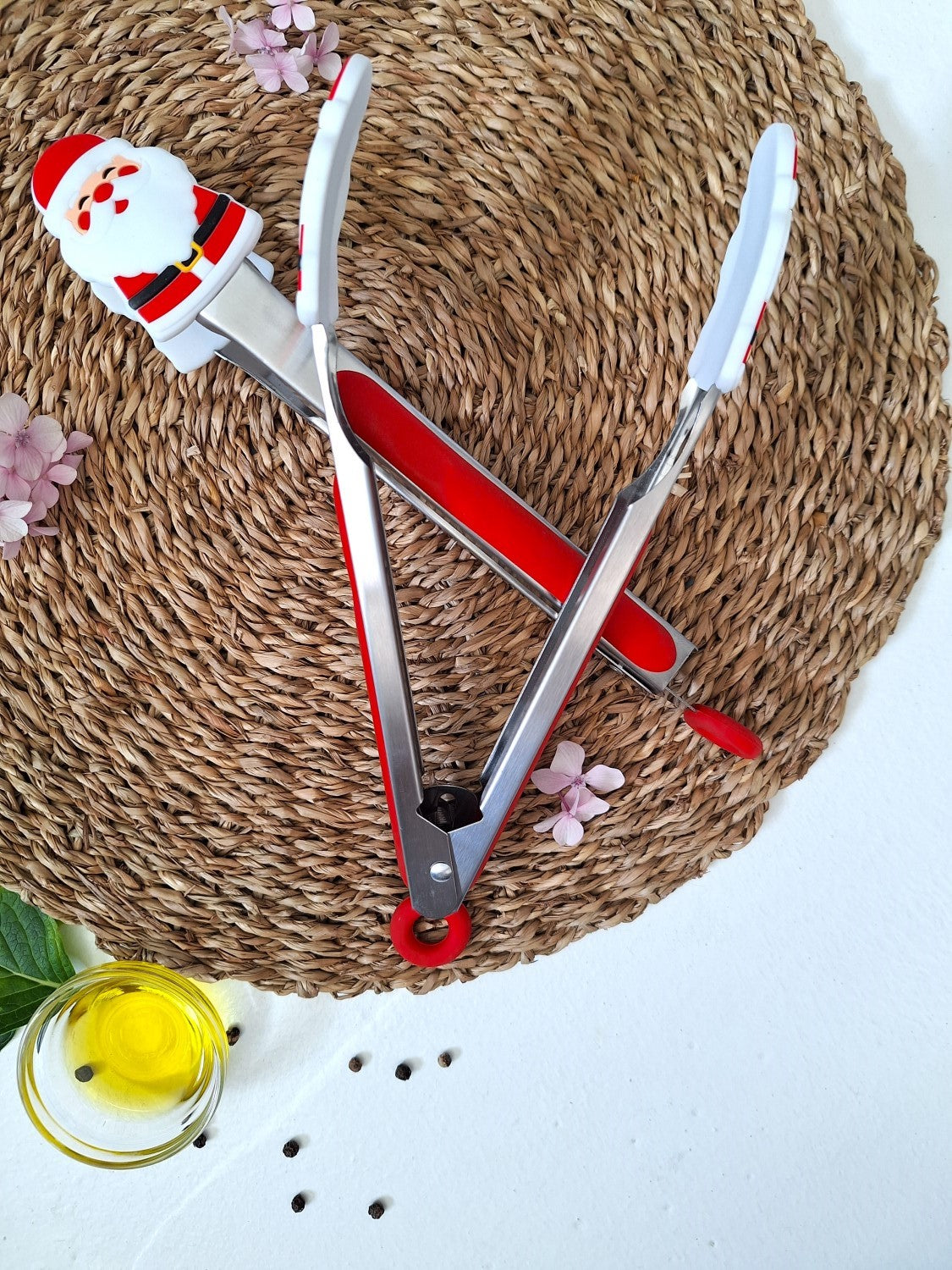 Santa Kitchen Tongs